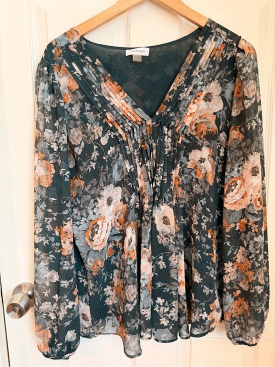 Calvin Klein Tops - Calvin Klein Chiffon Floral Pleated V-Neck Blouse Green Orange - Size [XL]. EUC